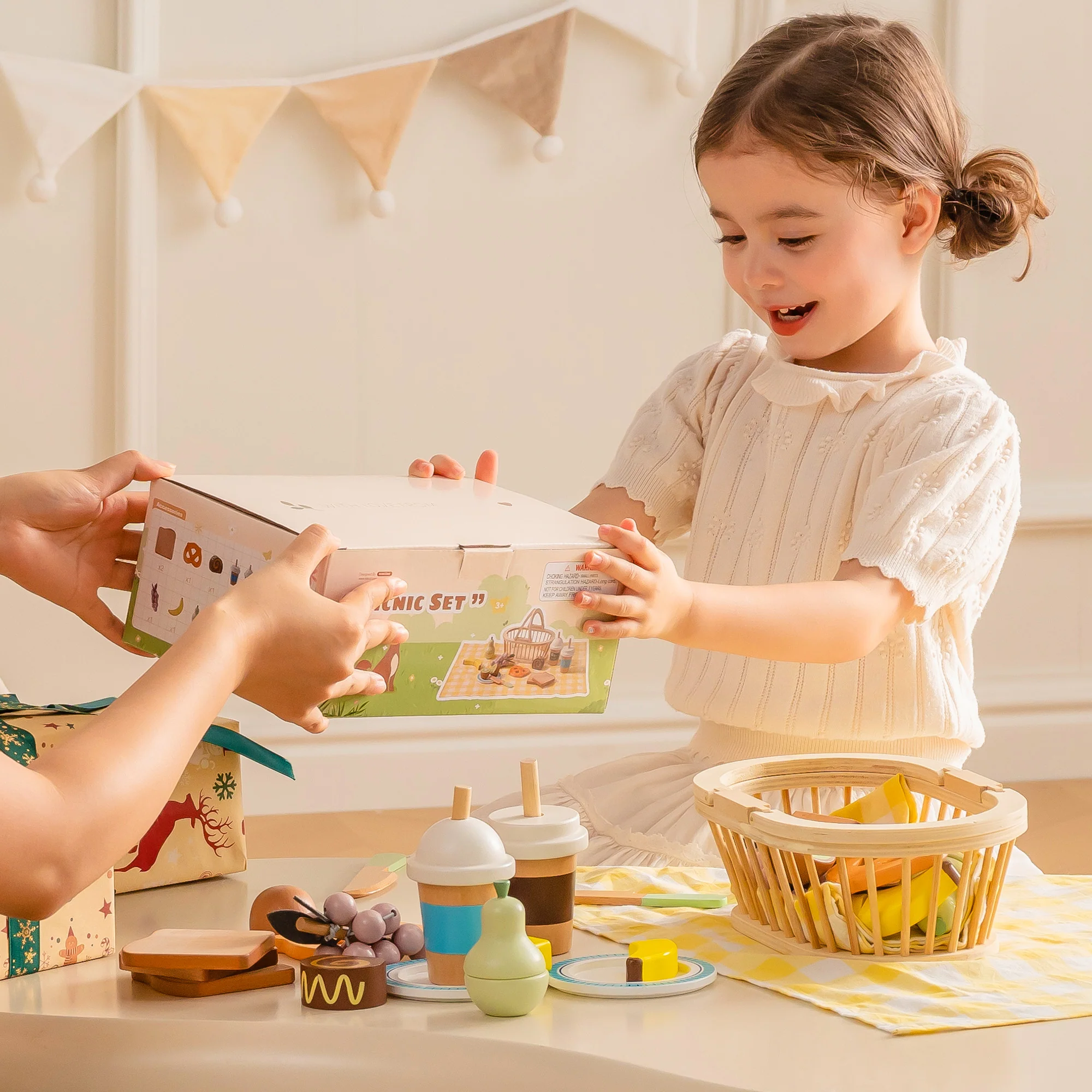 ROBUD Kids Wooden Picnic Play Food Set - Image 4