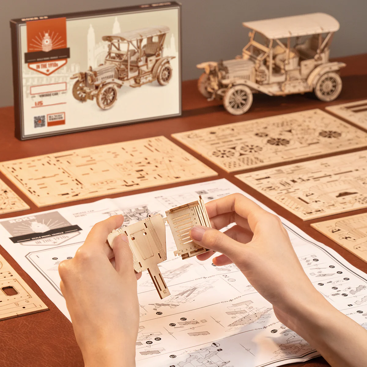 ROKR Vintage Car 3D Wooden Puzzle MC801 - Image 7