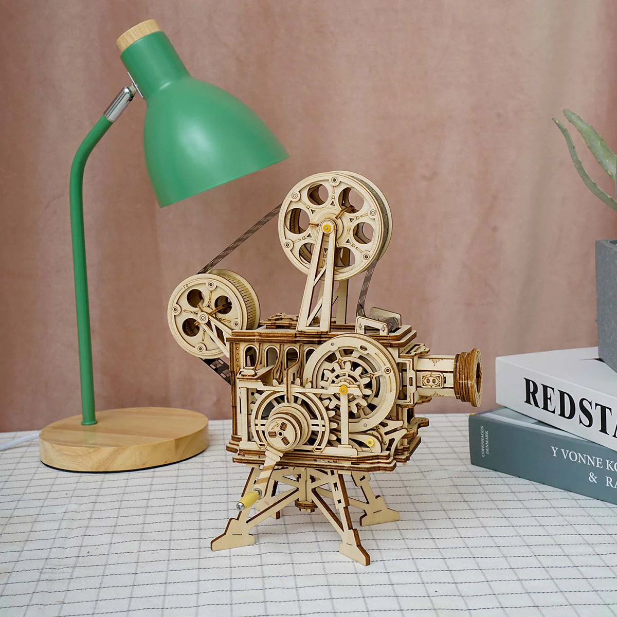 ROKR Vitascope Movie Projector 3D Wooden Puzzle LK601 - Image 2