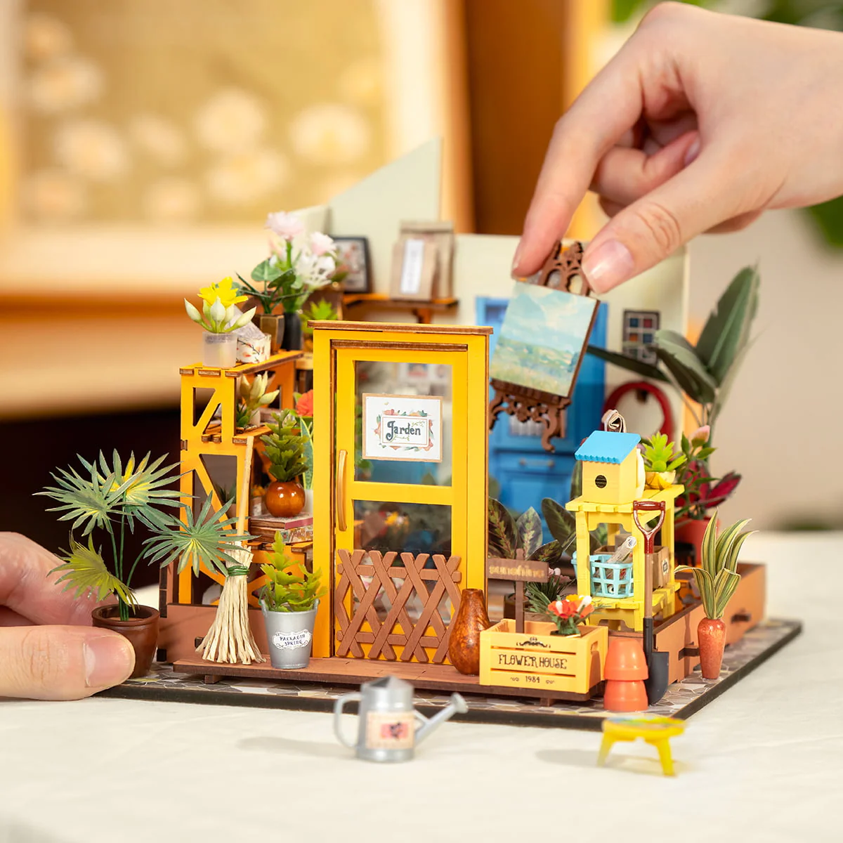 Rolife Cathy's Flower House DIY Miniature House DG104 - Image 4