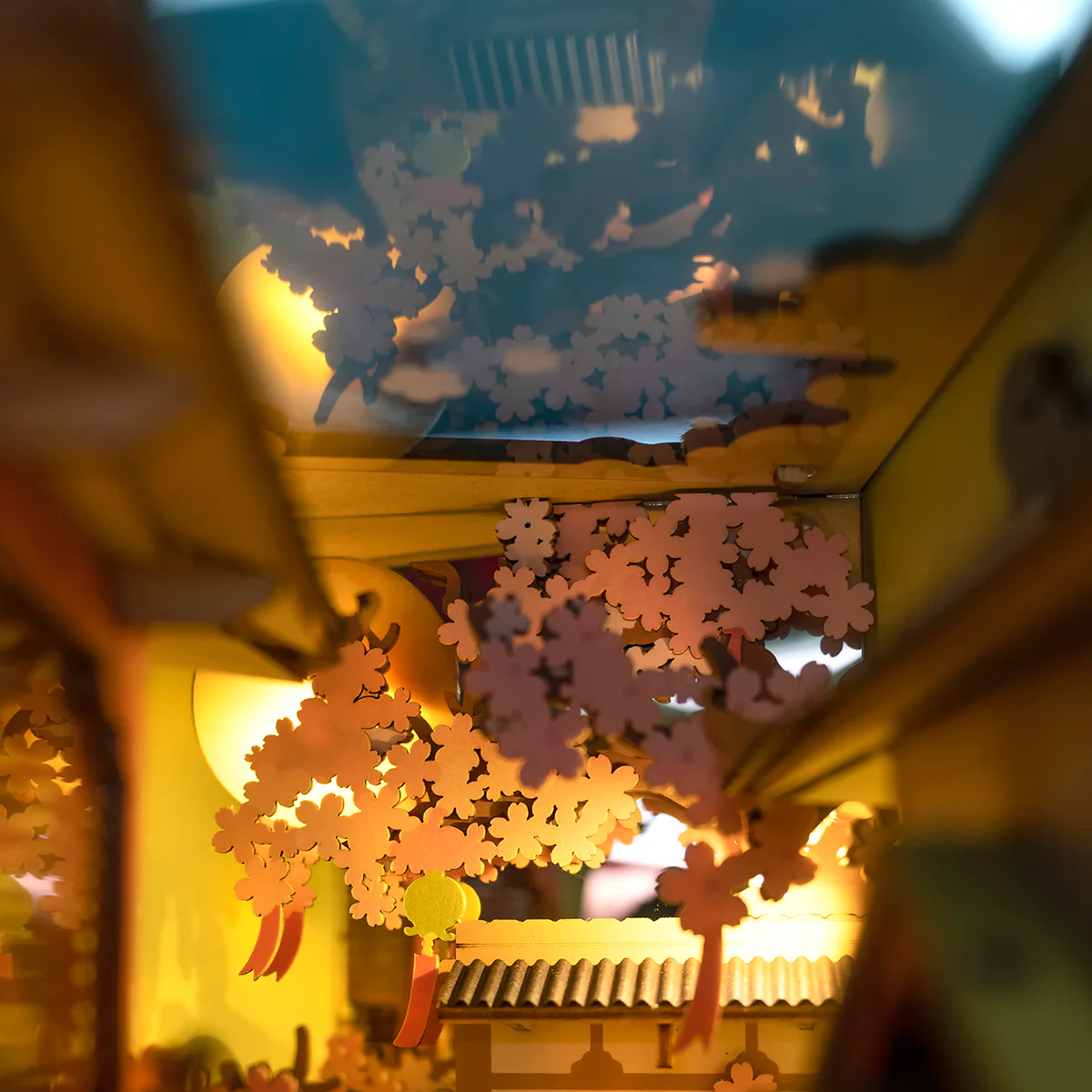 Rolife Falling Sakura DIY Book Nook TGB05 - Image 4