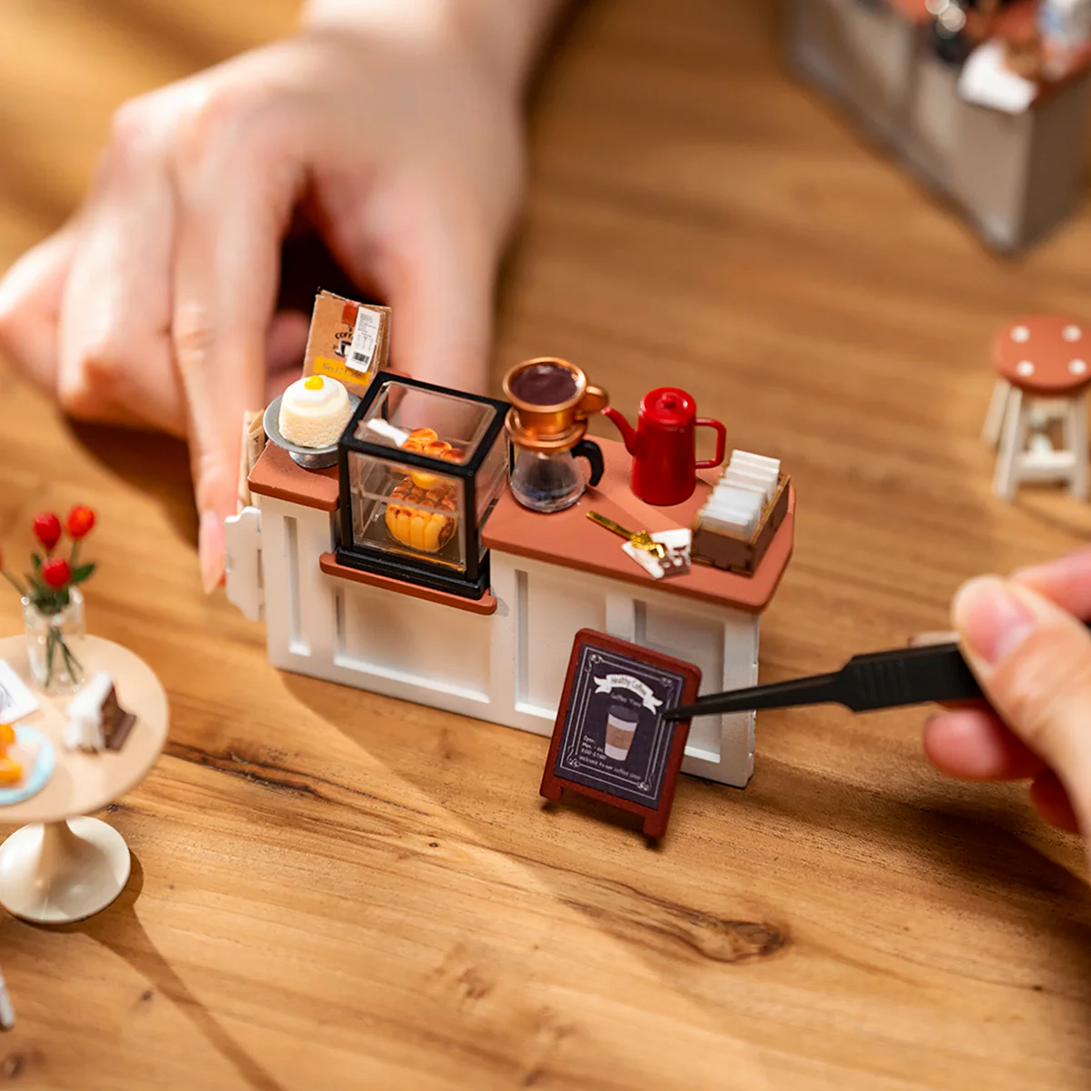 Rolife Flavory Café Miniature House kit DG162 - Image 3