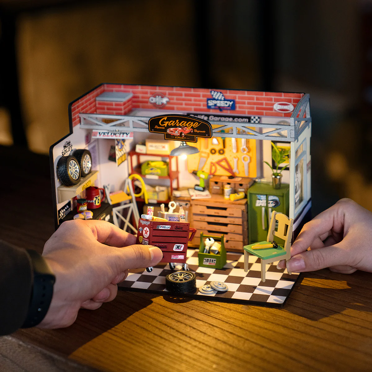 Rolife Garage Workshop DIY Miniature House Kit DG165 - Image 4