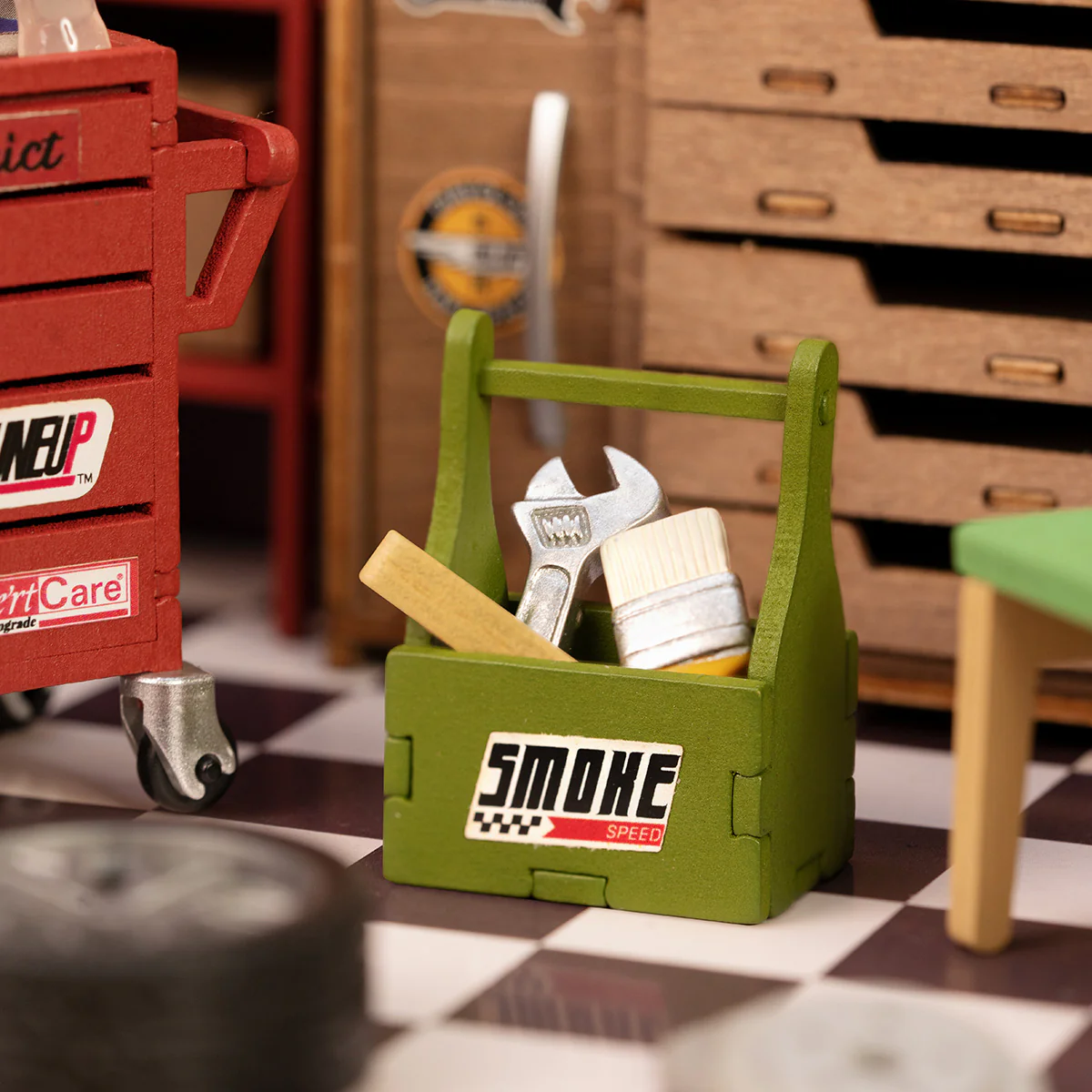 Rolife Garage Workshop DIY Miniature House Kit DG165 - Image 6